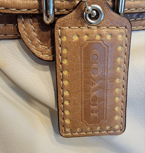 Coach Y2K Off White Leather Sachel With Chain Detail - Picture 12 of 14